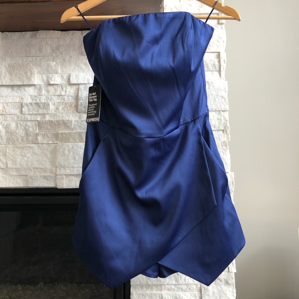 EXPRESS Strapless Romper - Picture 2 of 8